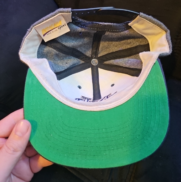 VTG Notre Dame Irish INSIGNIA Snapback Hat Made In USA NCAA One Size - Picture 6 of 8